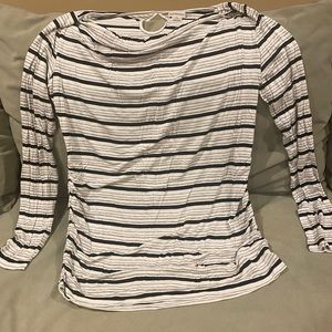 Gently Worn Women’s Large Maternity Shirt 3/4 sleeve cotton shirt